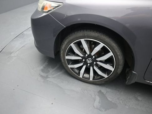 Used 2015 Honda Civic EX-L image 16