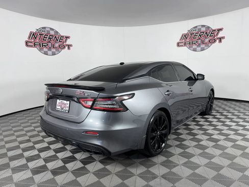 Used 2021 Nissan Maxima SR w/ Sport Mat Group FWD image 7