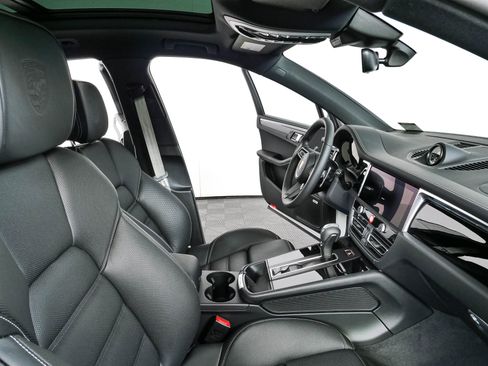 New 2026 Porsche Macan S AWD/4WD image 24