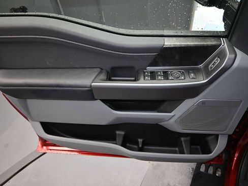 New 2025 Ford F250 XLT w/ Black Appearance Package image 11