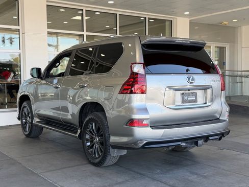 Used 2021 Lexus GX 460 Luxury w/ Sport Design Package AWD/4WD image 9