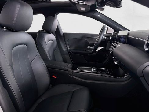 Certified 2026 Mercedes-Benz CLA 250 image 7