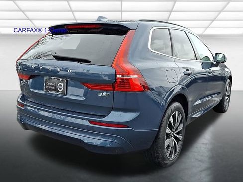 Certified 2023 Volvo XC60 B5 Core w/ Climate Package image 7