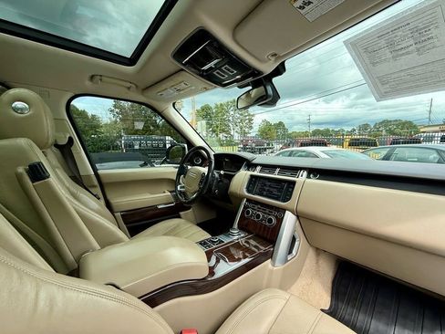 Used 2014 Land Rover Range Rover Supercharged image 25