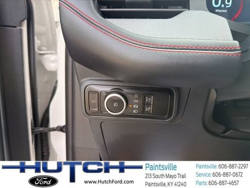Used 2025 Ford Explorer ST-Line AWD/4WD image 32