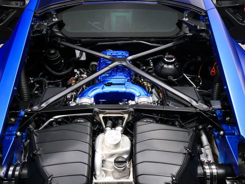 Used 2023 Lamborghini Huracan STO RWD image 43