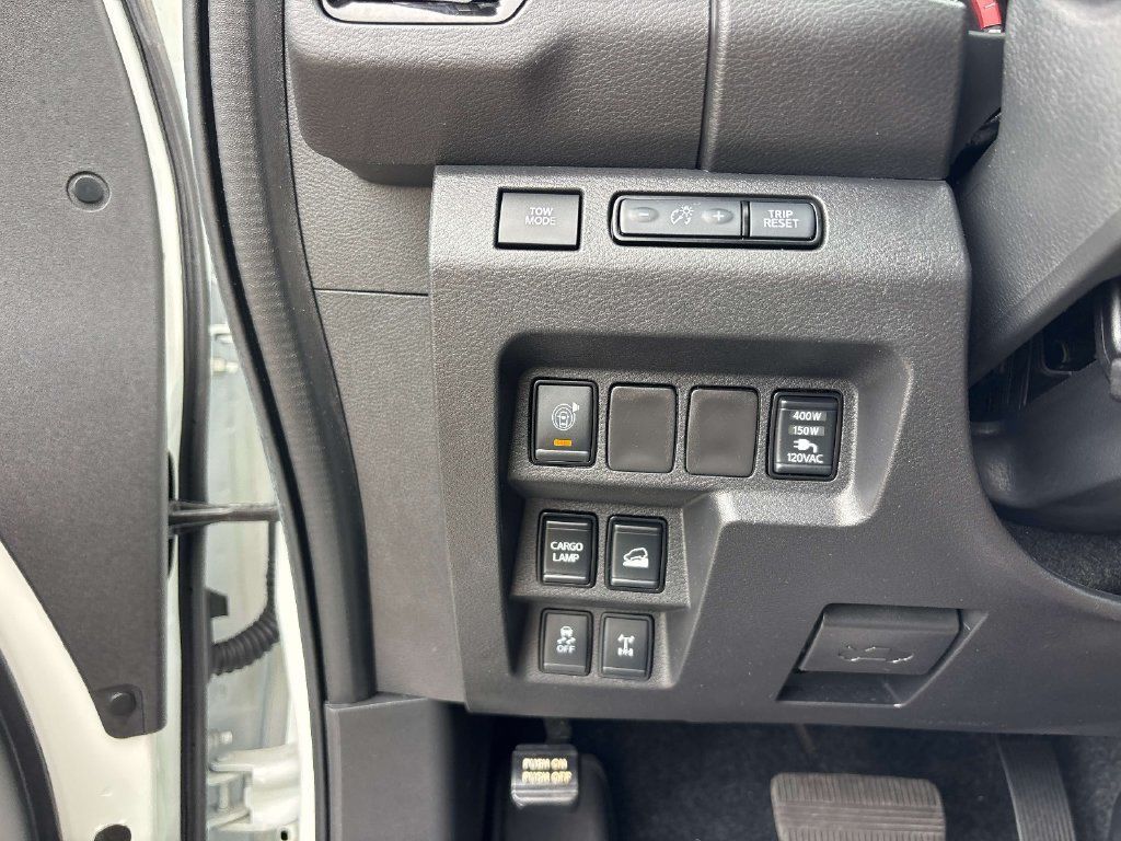 Certified 2025 Nissan Frontier PRO-4X w/ Pro Convenience Package AWD/4WD image 22