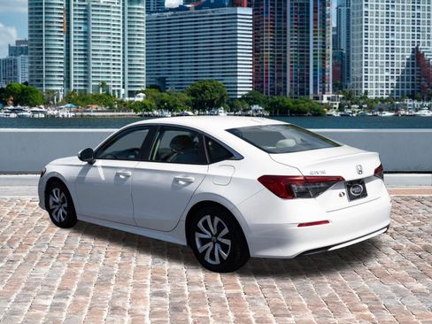 Used 2022 Honda Civic LX image 8