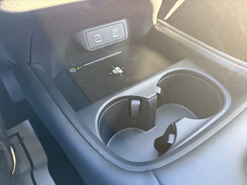 New 2026 Honda HR-V LX image 24