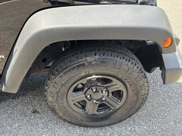 Used 2016 Jeep Wrangler Unlimited Sport AWD/4WD image 10
