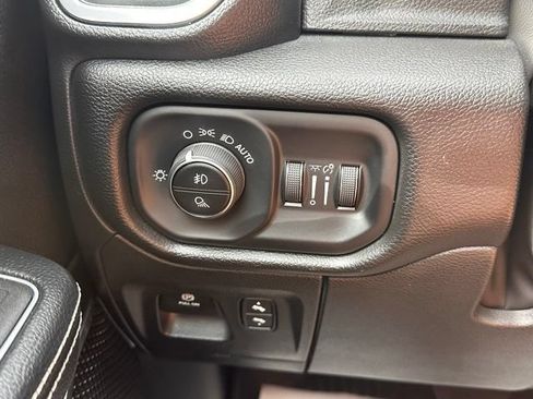 Used 2023 RAM 1500 Laramie AWD/4WD image 20