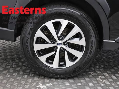 Used 2023 Subaru Outback Premium AWD/4WD image 30