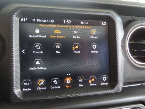 Used 2022 Jeep Gladiator Overland AWD/4WD image 40