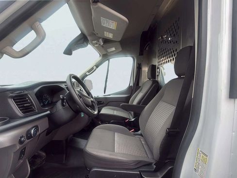 Used 2022 Ford Transit 250 Medium Roof AWD w/ Interior Upgrade Package image 14