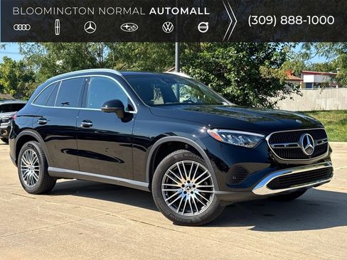Used 2025 Mercedes-Benz GLC 300 4MATIC image 1