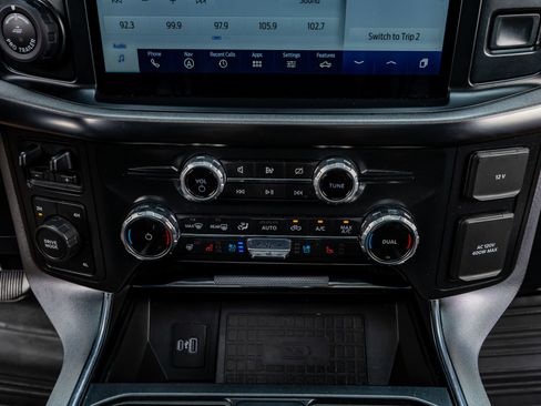 Used 2022 Ford F150 Platinum w/ Equipment Group 701A High AWD/4WD image 26