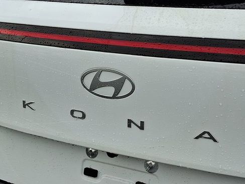 New 2026 Hyundai Kona SEL Premium AWD/4WD image 11