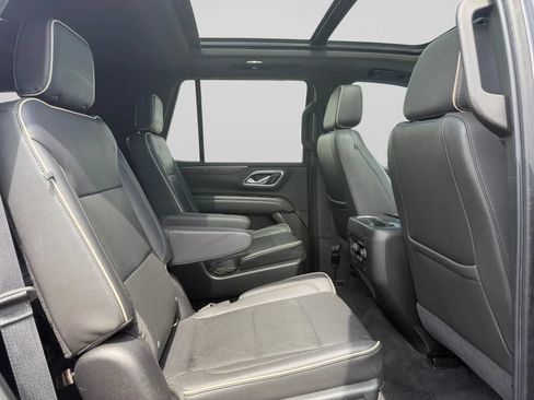 Used 2021 Chevrolet Tahoe Premier w/ Premium Package AWD/4WD image 32