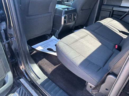 Used 2016 Ford F150 XLT w/ Equipment Group 302A Luxury AWD/4WD image 9