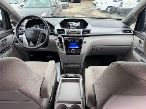 Used 2015 Honda Odyssey EX image 69