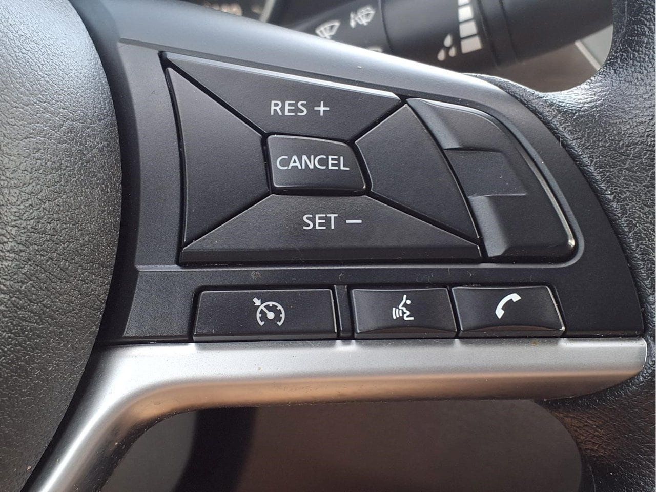 Used 2024 Nissan Altima 2.5 SV FWD image 20
