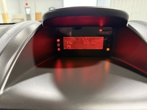 Used 2013 Ford Fiesta S image 15