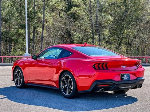 Used 2024 Ford Mustang EcoBoost image 6