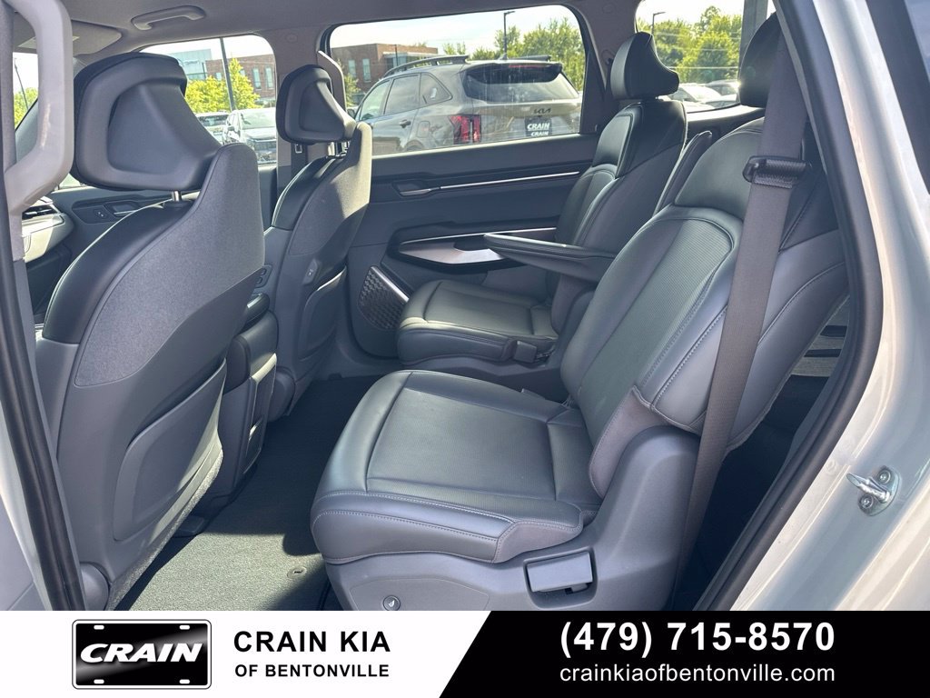 Certified 2024 Kia EV9 Light Long Range RWD image 29