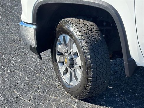 Used 2025 Chevrolet Silverado 2500 LT w/ All Star Edition image 27