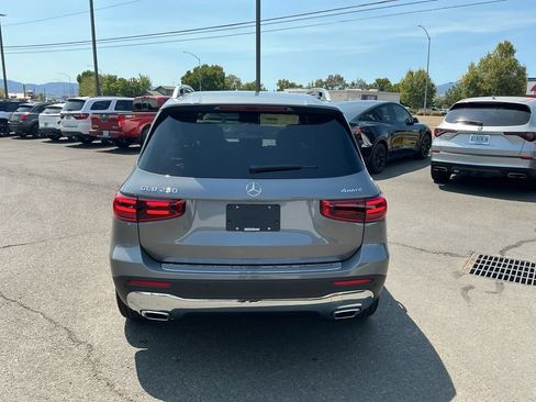 New 2026 Mercedes-Benz GLB 250 4MATIC image 9