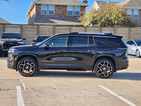 Used 2025 Chevrolet Traverse High Country image 13