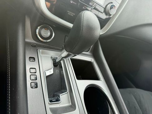 Used 2023 Nissan Murano S image 23