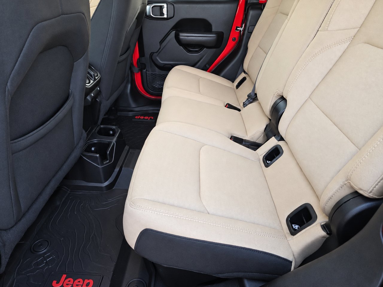 Used 2020 Jeep Gladiator Sport w/ Quick Order Package 24S AWD/4WD image 28