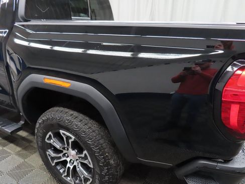 Used 2024 GMC Canyon AT4 w/ AT4 Premium Package image 38