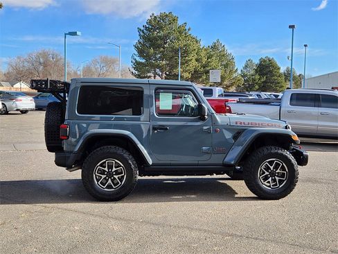 Used 2024 Jeep Wrangler Rubicon image 2