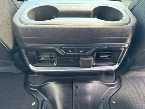 Used 2021 GMC Sierra 1500 AT4 w/ AT4 Value Package AWD/4WD image 37