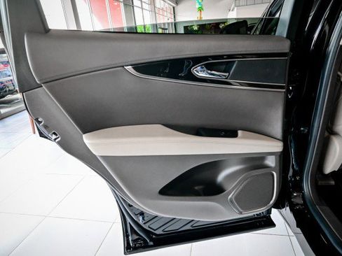 Used 2021 Lincoln Nautilus FWD w/ Equipment Group 101A image 23