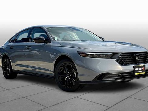 New 2025 Honda Accord SE image 2