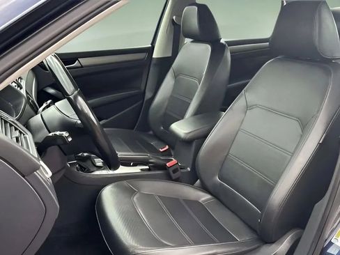 Used 2014 Volkswagen Passat TDI SE image 26