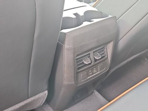 New 2026 GMC Canyon AT4 AWD/4WD image 9