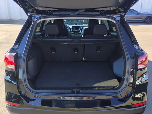 Used 2023 Chevrolet Equinox LT image 17
