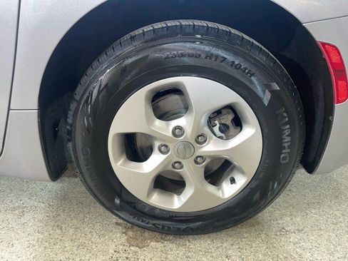 Used 2017 Chrysler Pacifica Touring-L Plus w/ Advanced Safetytec Group image 30