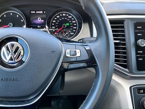 Used 2020 Volkswagen Atlas SE FWD image 25