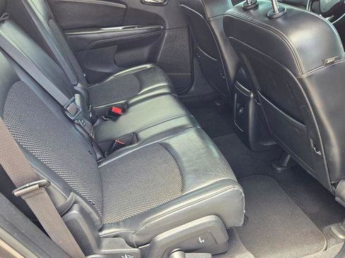 Used 2020 Dodge Journey Crossroad FWD image 17