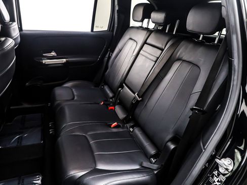 Used 2020 Mercedes-Benz GLB 250 GLB 250 SUV image 8