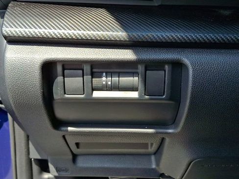 Used 2024 Subaru Crosstrek 2.0i Premium image 26