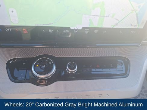 New 2025 Ford Expedition Active image 31