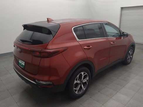 Used 2020 Kia Sportage LX image 9