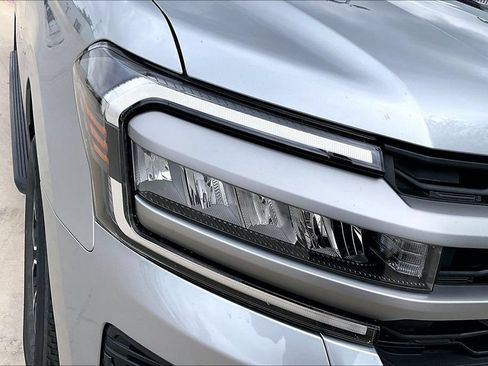 Used 2024 Ford Expedition XLT RWD image 37