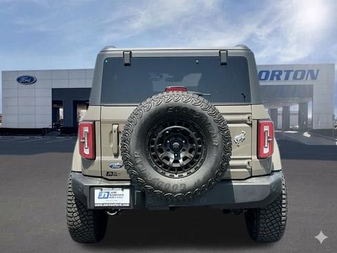 Used 2025 Ford Bronco Outer Banks AWD/4WD image 6